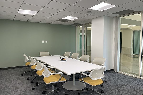 10635SantaMonicaBlvd145WSte0004