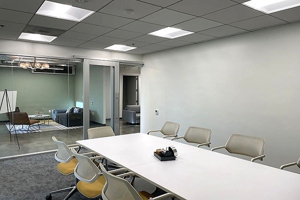 10635SantaMonicaBlvd145WSte0006