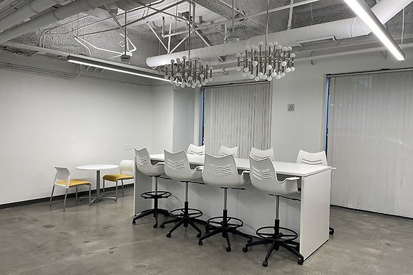 10635SantaMonicaBlvd145WSte0014