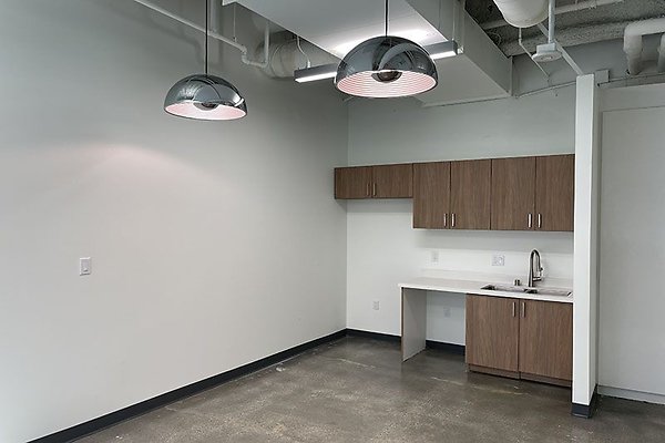 10635SantaMonicaBlvd170WSte0007