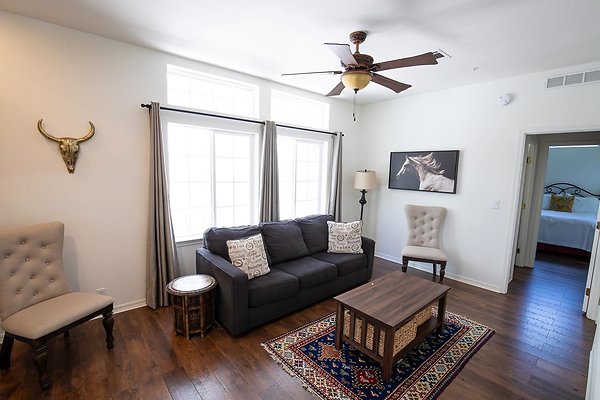 Townhome D1 Living Room1