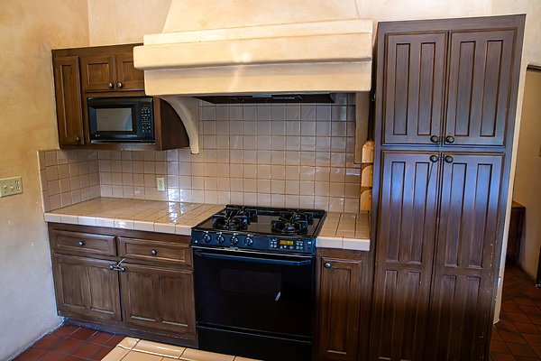 Sittingbull Kitchen(2)