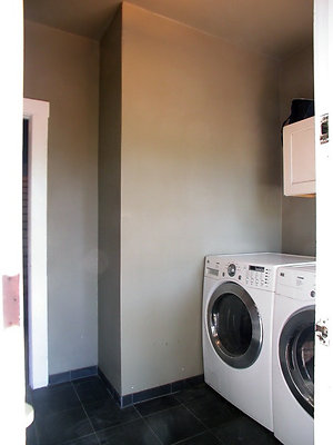 8337 laundry 2