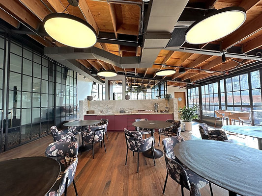 UNIVERSAL-CW436-CC-104