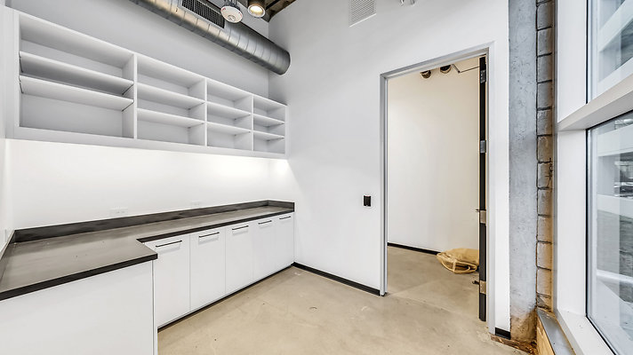 UNIVERSAL-C208-LA-33