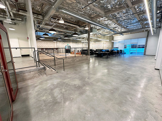 UNIVERSAL-C208-LA-104