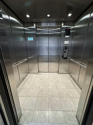 UNIVERSAL-C208-LA-122