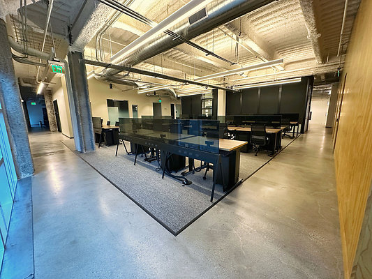 UNIVERSAL-C208-LA-74