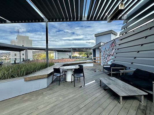 WESTSIDE LOCATIONS 157