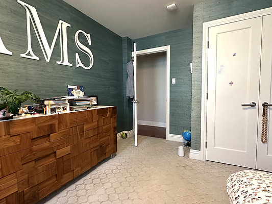 UNIVERSAL-CW179-CHV-64