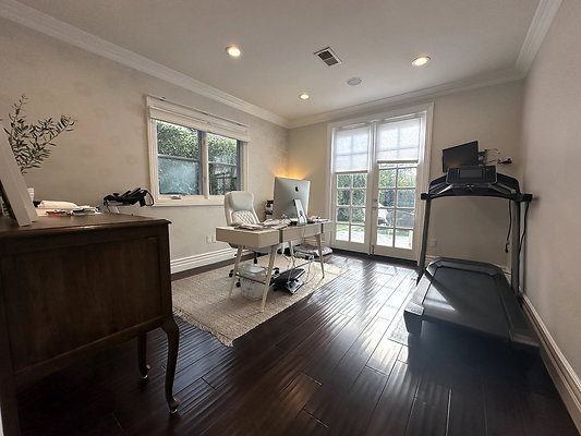 UNIVERSAL-CW211-CHV-61