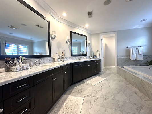 UNIVERSAL-CW211-CHV-98