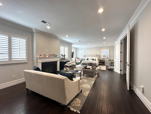 UNIVERSAL-CW211-CHV-85