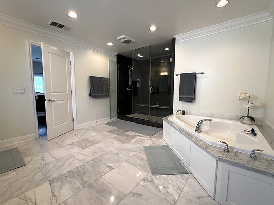 UNIVERSAL-CW183-CHV-70