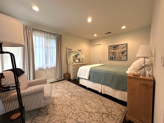 UNIVERSAL-CW183-CHV-84