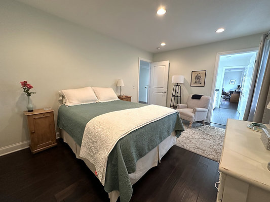 UNIVERSAL-CW183-CHV-82