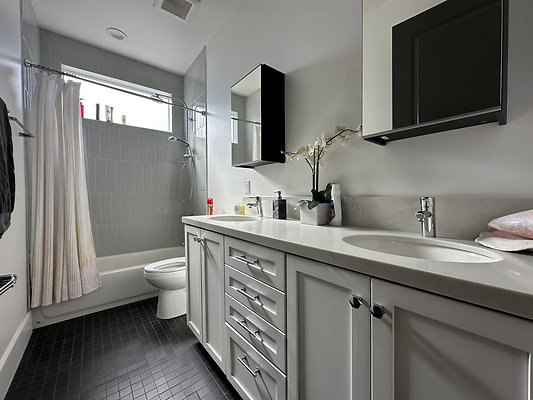 UNIVERSAL-CW231-CHV-49