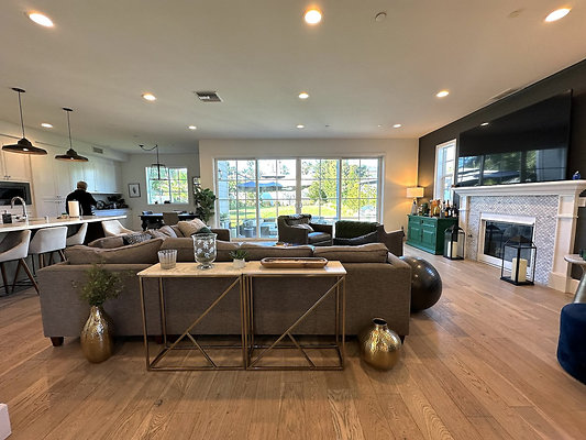 UNIVERSAL-CW231-CHV-23