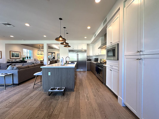 UNIVERSAL-CW231-CHV-32