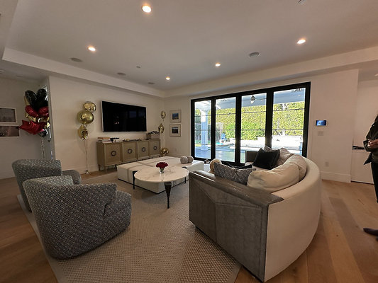 UNIVERSAL-CW217-CHV-33