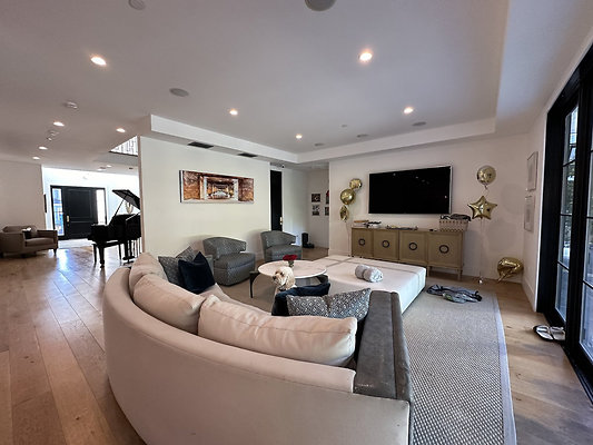 UNIVERSAL-CW217-CHV-35