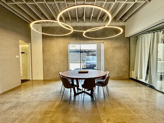 WESTSIDE LOCATIONS 115