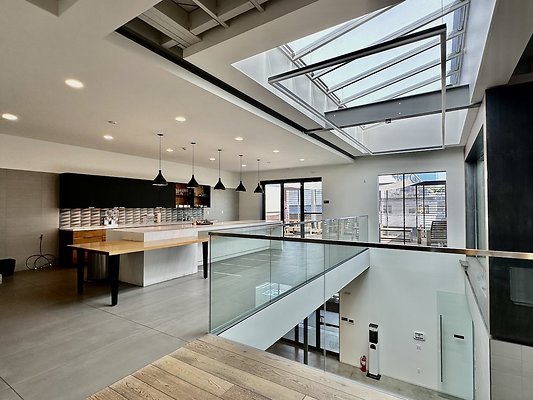 WESTSIDE LOCATIONS 169