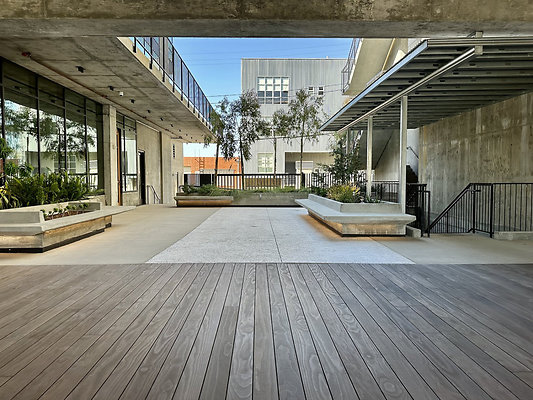 UNIVERSAL-CW464-SM-17