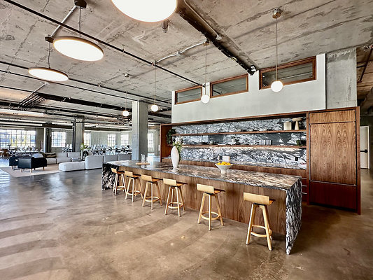 UNIVERSAL-CW464-SM-79