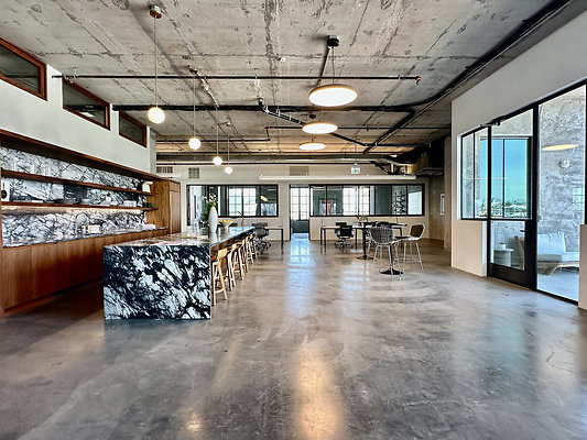 UNIVERSAL-CW464-SM-75