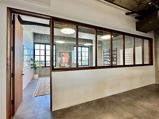 UNIVERSAL-CW464-SM-111