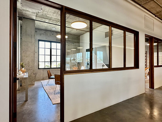 UNIVERSAL-CW464-SM-104