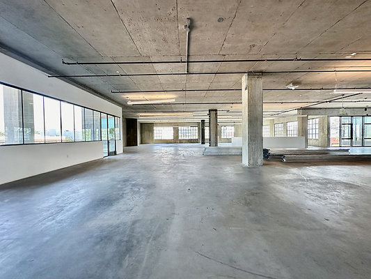 UNIVERSAL-CW464-SM-157