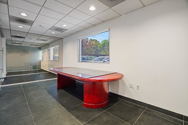 KL 21326-WoodlandHills-020