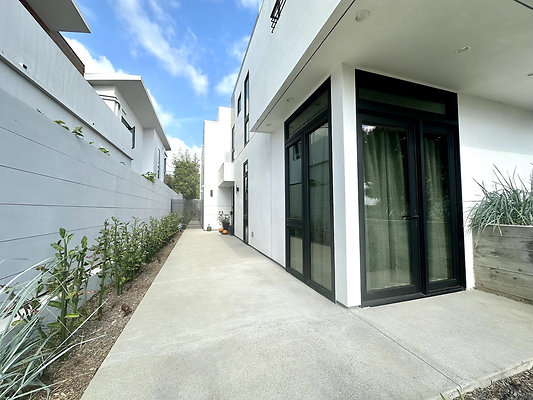 UNIVERSAL-CW164-MRV-13