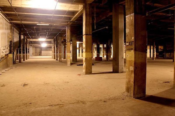 UNIVERSAL-9322-LA-35