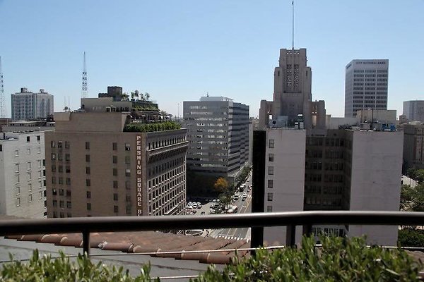 UNIVERSAL-9322-LA-57