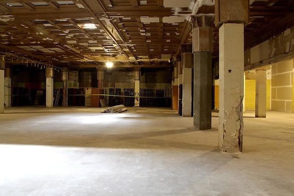 UNIVERSAL-9322-LA-46