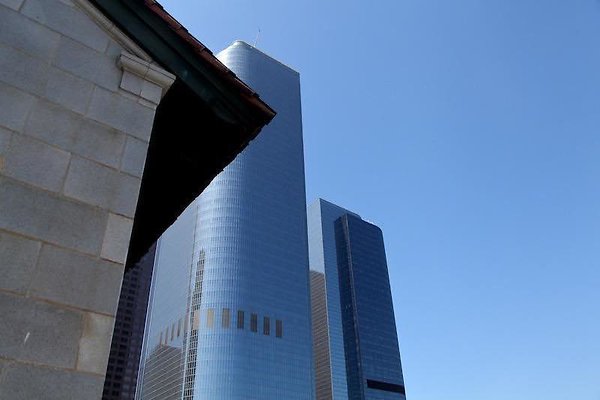 UNIVERSAL-9322-LA-55