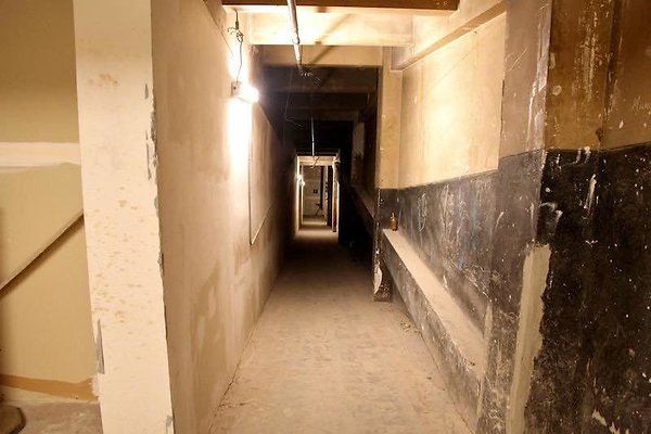 UNIVERSAL-9322-LA-40