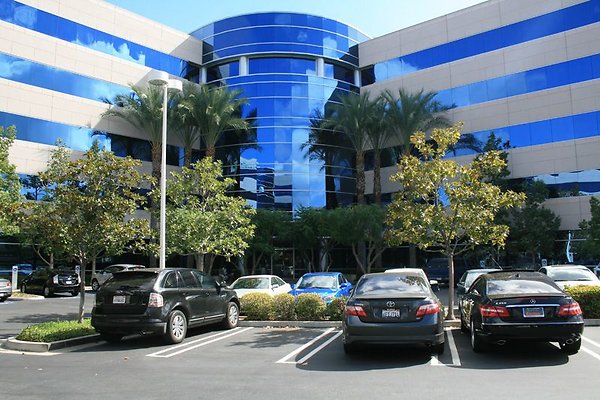 21271BurbankBlvd6755