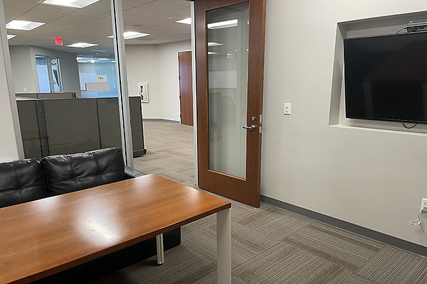 600Suite21215bldg0015