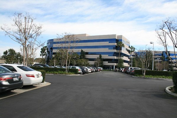 21281BurbankBlvd9834