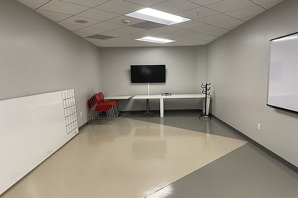 600Suite21215bldg0028