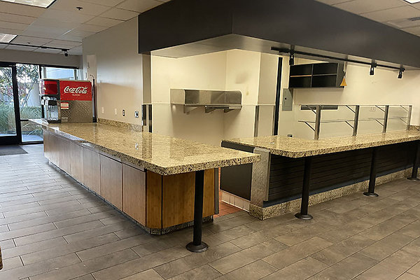 21820Burbank110SSte0002