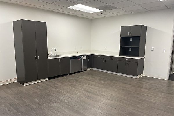 21820Burbank175SSte0027