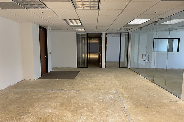 21860Burbank365ste0001