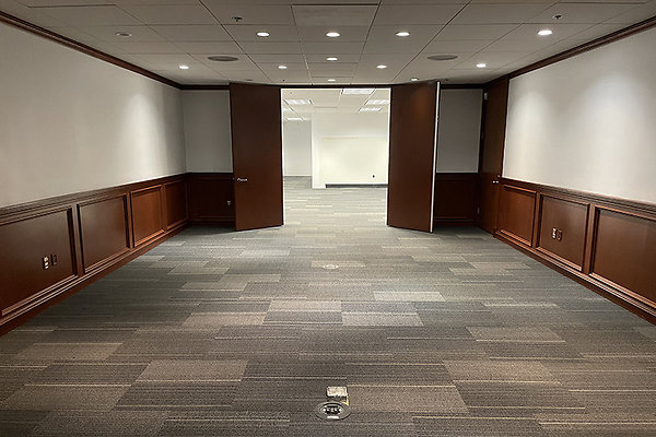 21860SBurbank300ste0013