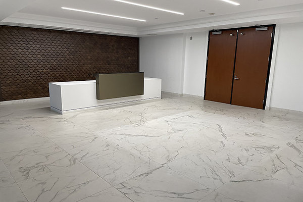 21860SBurbank300ste0001