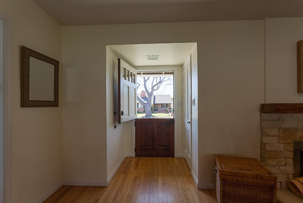 eastwestlocationsIMG-01500